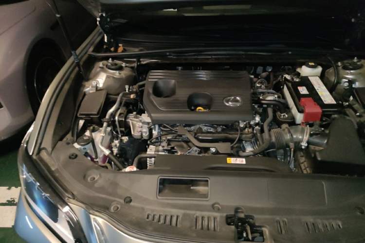 Used Lexus ES 2023 200 Excellence Edition Engine Bay Right