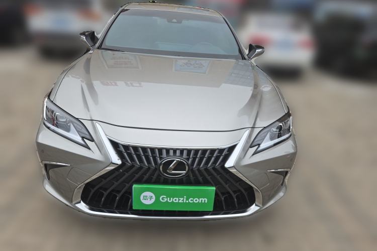 Used Lexus ES 2023 200 Excellence Edition Front
