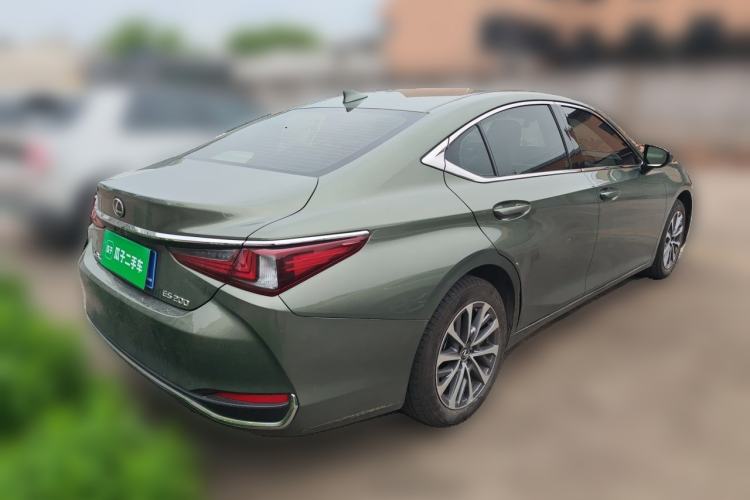 Used Lexus ES 2023 200 Excellence Edition Rear Right 45 Deg
