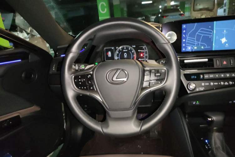 Used Lexus ES 2023 200 Excellence Edition Steering Wheel