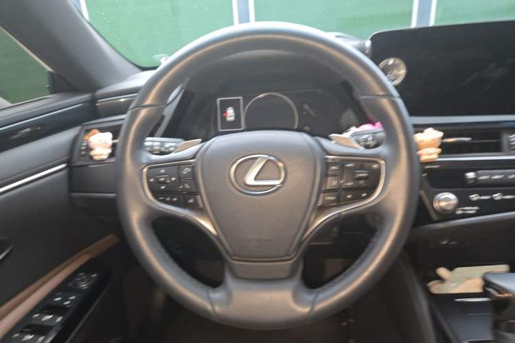 Used Lexus ES 2023 200 Excellence Edition Steering Wheel