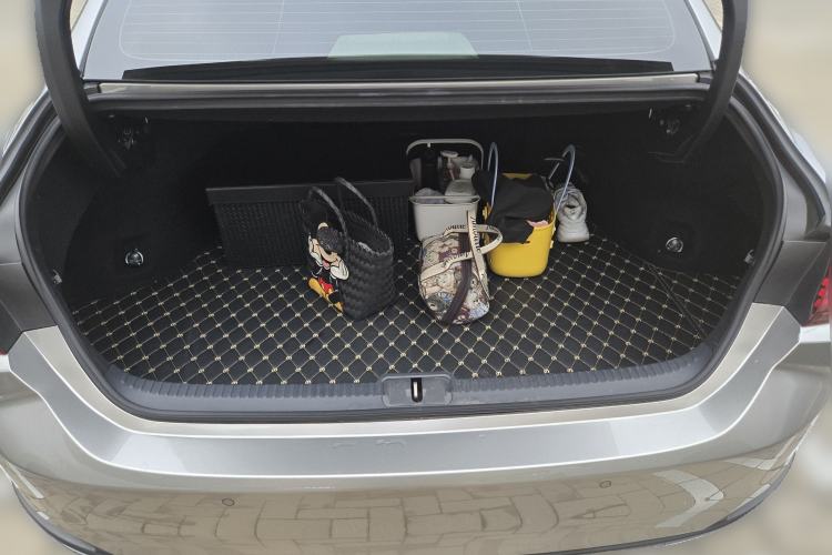 Used Lexus ES 2023 200 Excellence Edition Trunk
