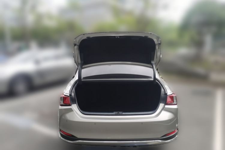 Used Lexus ES 2023 260 Excellence Edition Trunk