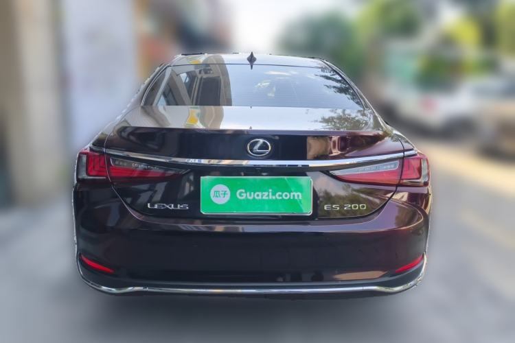 Used Lexus ES 2023 200 Excellence Edition Rear