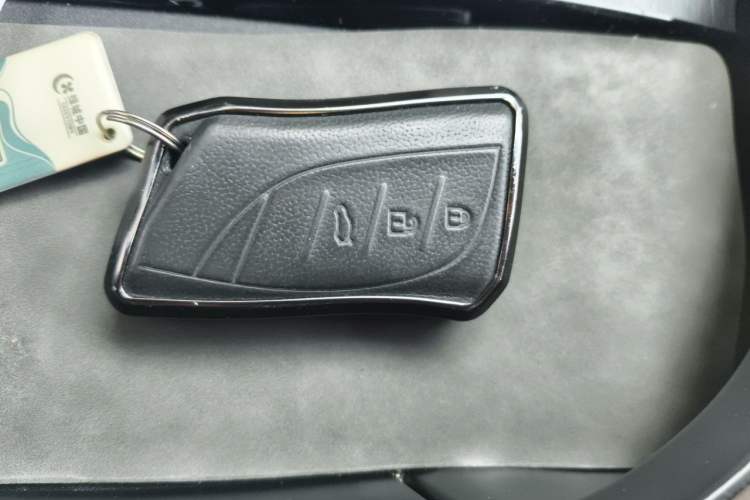 Used Lexus ES 2023 200 Excellence Edition Vehicle Key