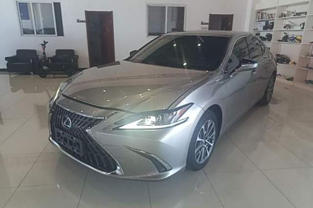 Used Lexus ES 2023 200 Excellence Edition