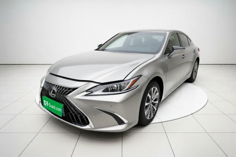 Lexus ES 2023 200 Excellence Edition