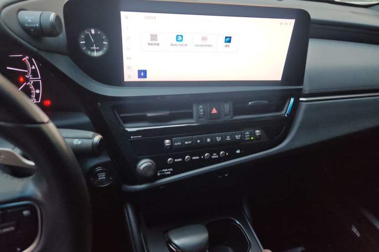 Used Lexus ES 2023 200 Excellence Edition Audio And AC Panel