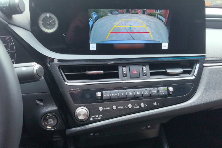 Used Lexus ES 2023 200 Excellence Edition Audio And AC Panel