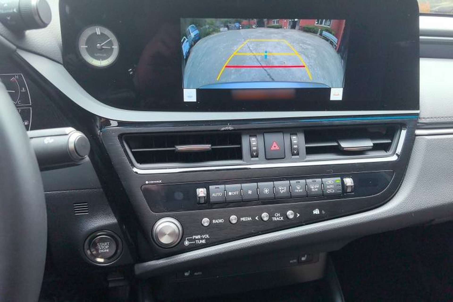 Used Lexus ES 2023 200 Excellence Edition Audio And AC Panel