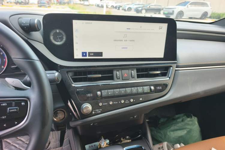 Used Lexus ES 2023 200 Excellence Edition Audio And AC Panel
