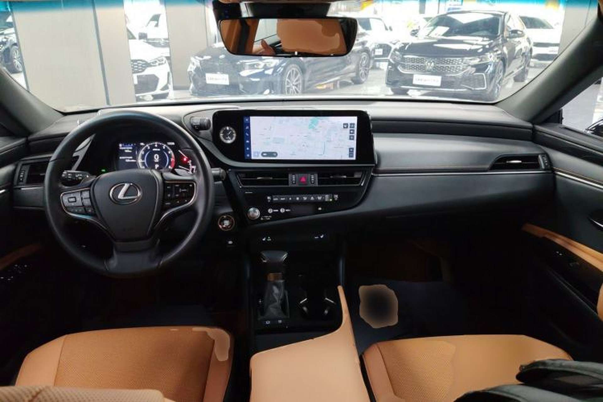 Used Lexus ES 2023 200 Excellence Edition Center Console