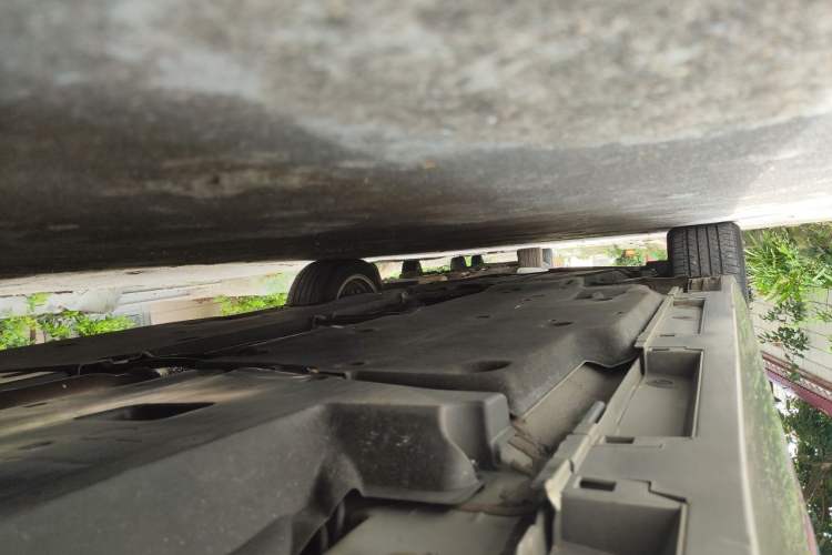 Used Lexus ES 2023 200 Excellence Edition Chassis Front Left