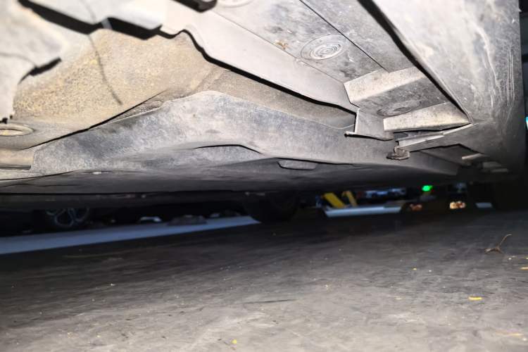 Used Lexus ES 2023 200 Excellence Edition Chassis Front Left