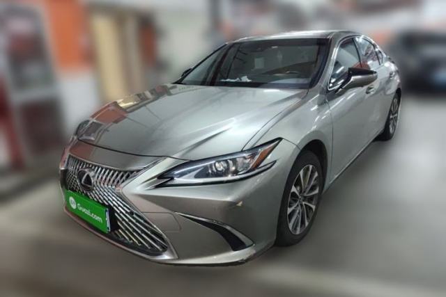 Used Lexus ES 2023 200 Excellence Edition