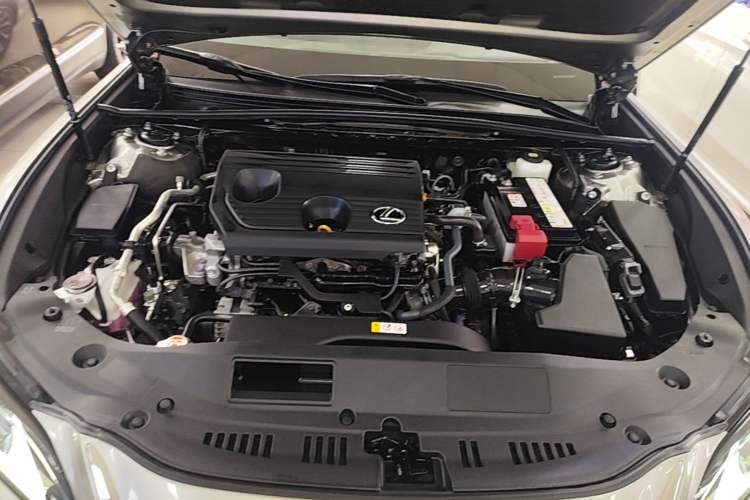 Used Lexus ES 2023 200 Excellence Edition Engine Bay