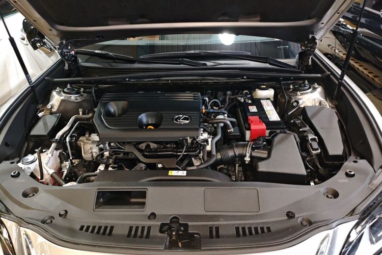 Used Lexus ES 2023 200 Excellence Edition Engine Bay