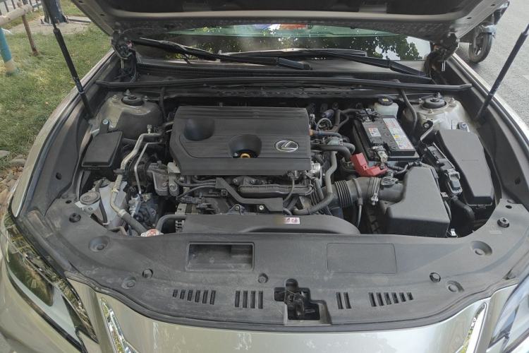 Used Lexus ES 2023 200 Luxury Edition Engine Bay