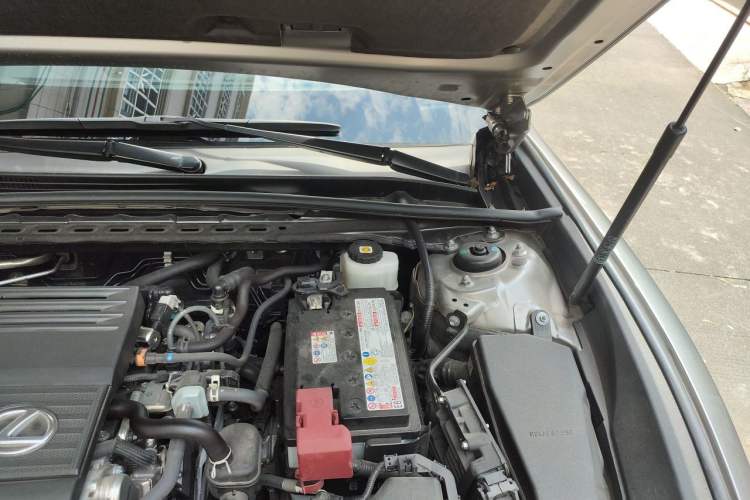 Used Lexus ES 2023 200 Excellence Edition Engine Bay Left