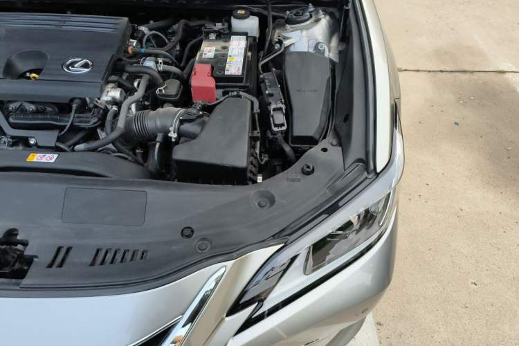 Used Lexus ES 2023 200 Excellence Edition Engine Bay Left