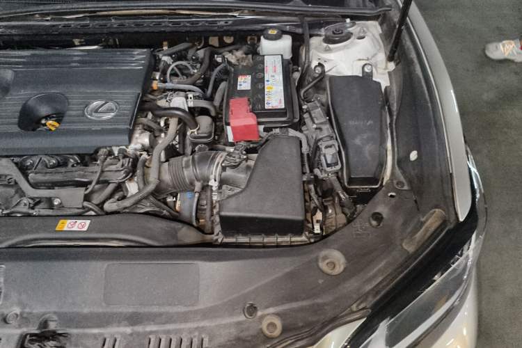 Used Lexus ES 2023 200 Excellence Edition Engine Bay Left
