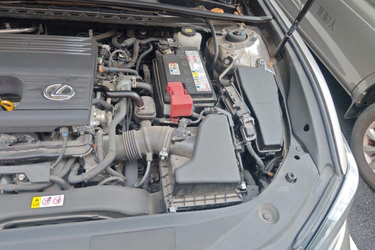 Used Lexus ES 2023 200 Excellence Edition Engine Bay Left