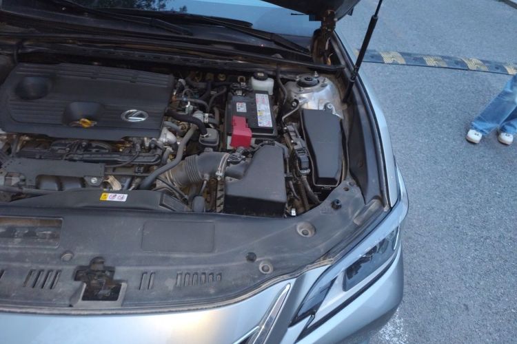 Used Lexus ES 2023 260 Excellence Edition Engine Bay Left