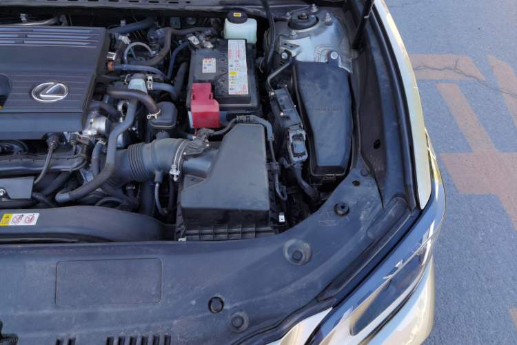 Used Lexus ES 2023 200 Luxury Edition Engine Bay Left