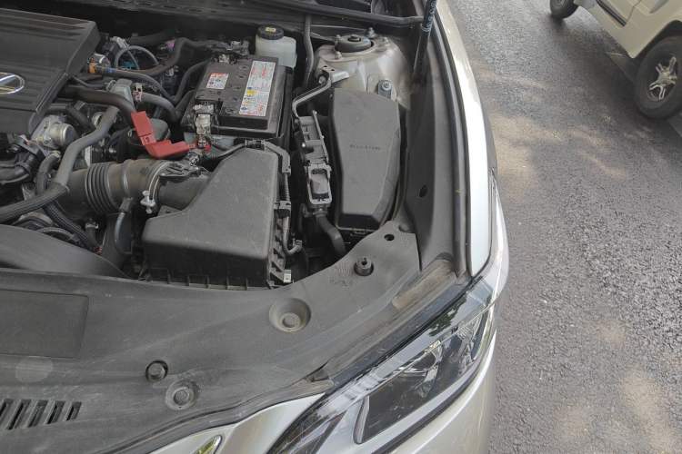 Used Lexus ES 2023 200 Luxury Edition Engine Bay Left