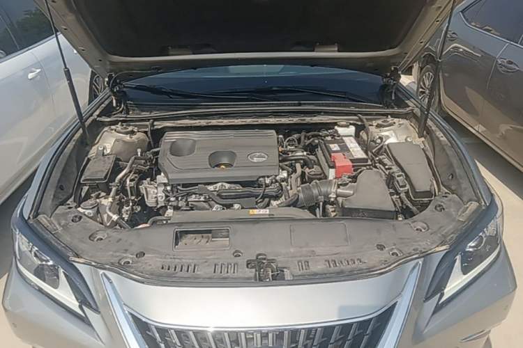 Used Lexus ES 2023 200 Excellence Edition Engine Bay