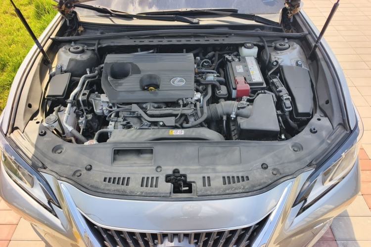 Used Lexus ES 2023 200 Excellence Edition Engine Bay