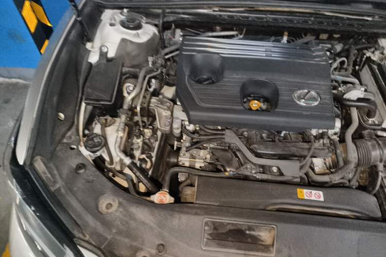 Used Lexus ES 2023 200 Excellence Edition Engine Bay Right