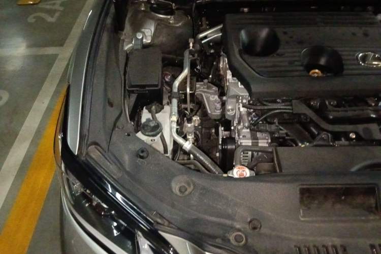 Used Lexus ES 2023 200 Excellence Edition Engine Bay Right