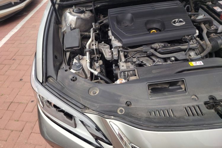 Used Lexus ES 2023 200 Excellence Edition Engine Bay Right
