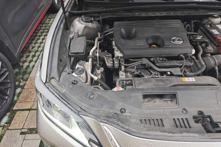 Used Lexus ES 2023 200 Excellence Edition Engine Bay Right