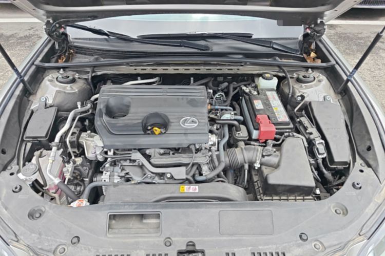 Used Lexus ES 2023 200 Excellence Edition Engine Bay