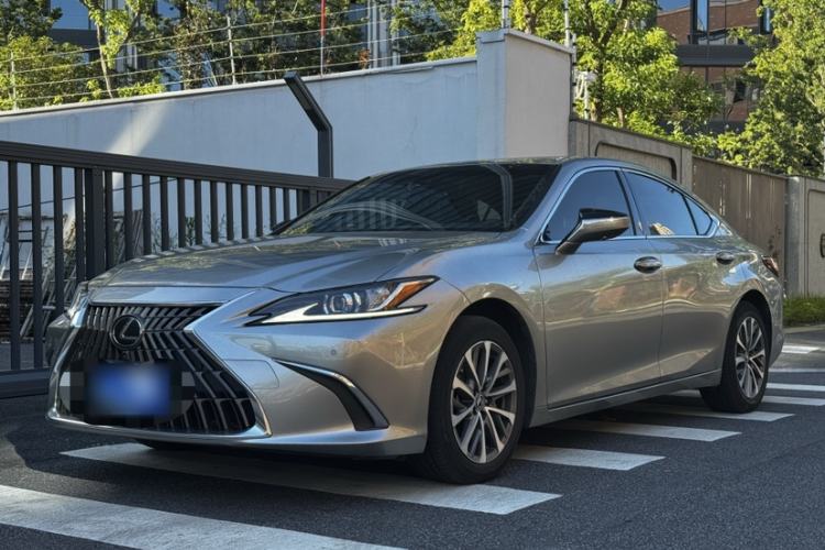 Used Lexus ES 2023 200 Excellence Edition Exterior 1