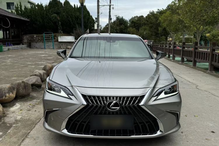 Used Lexus ES 2023 200 Excellence Edition Exterior 1
