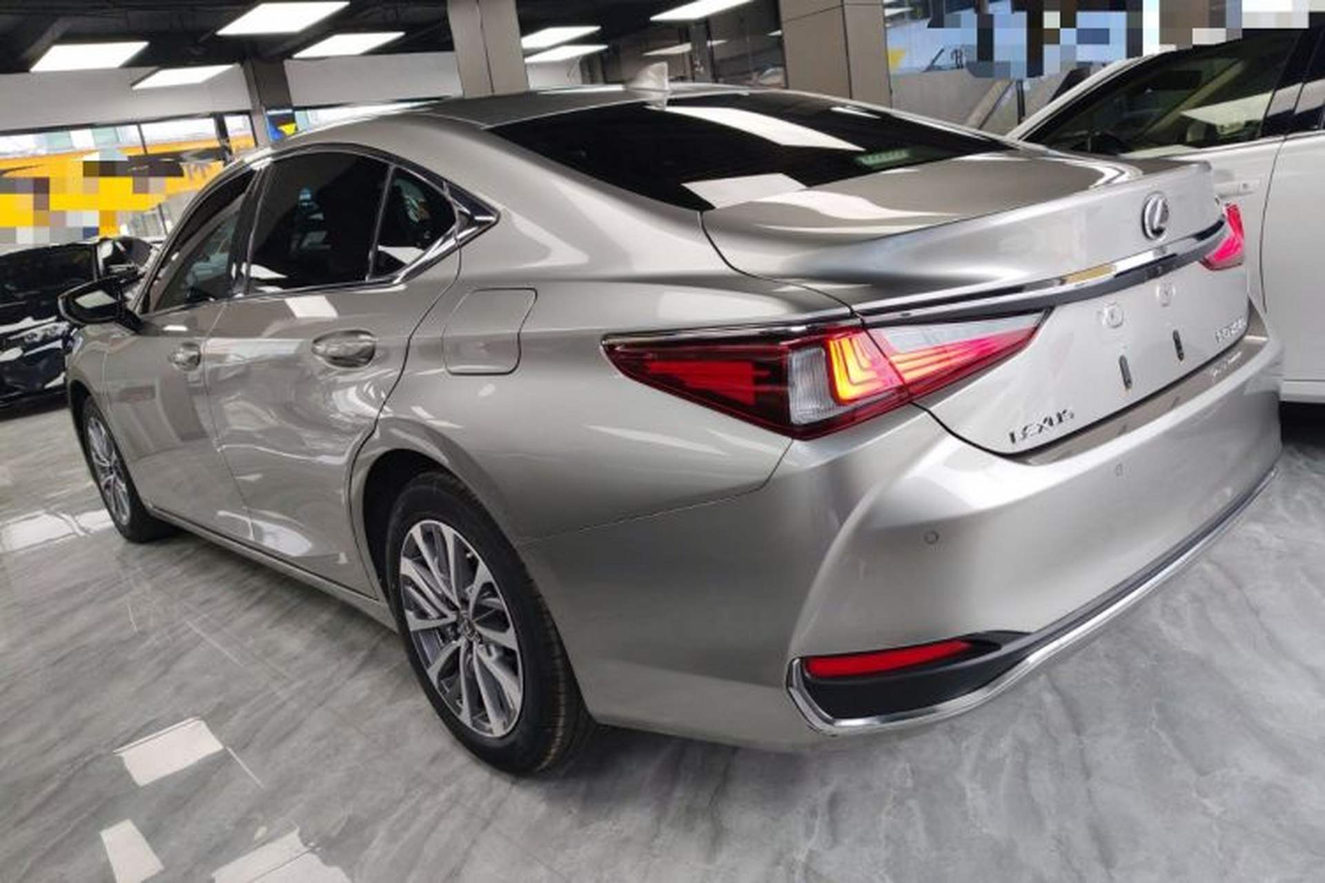 Used Lexus ES 2023 200 Excellence Edition Exterior 2