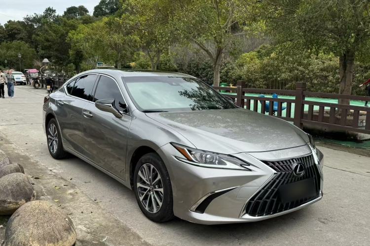 Used Lexus ES 2023 200 Excellence Edition Exterior 2