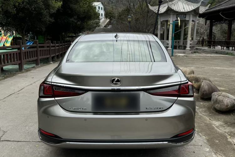 Used Lexus ES 2023 200 Excellence Edition Exterior 3