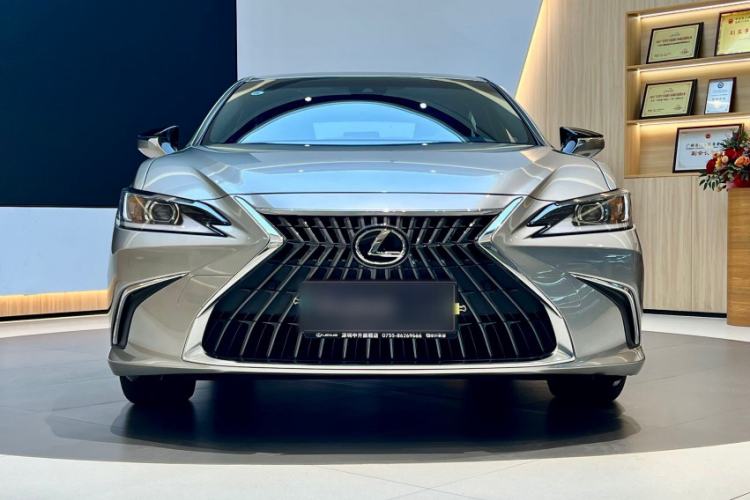 Used Lexus ES 2023 200 Excellence Edition Exterior 4