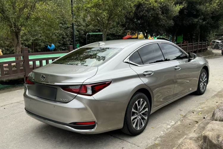 Used Lexus ES 2023 200 Excellence Edition Exterior 4