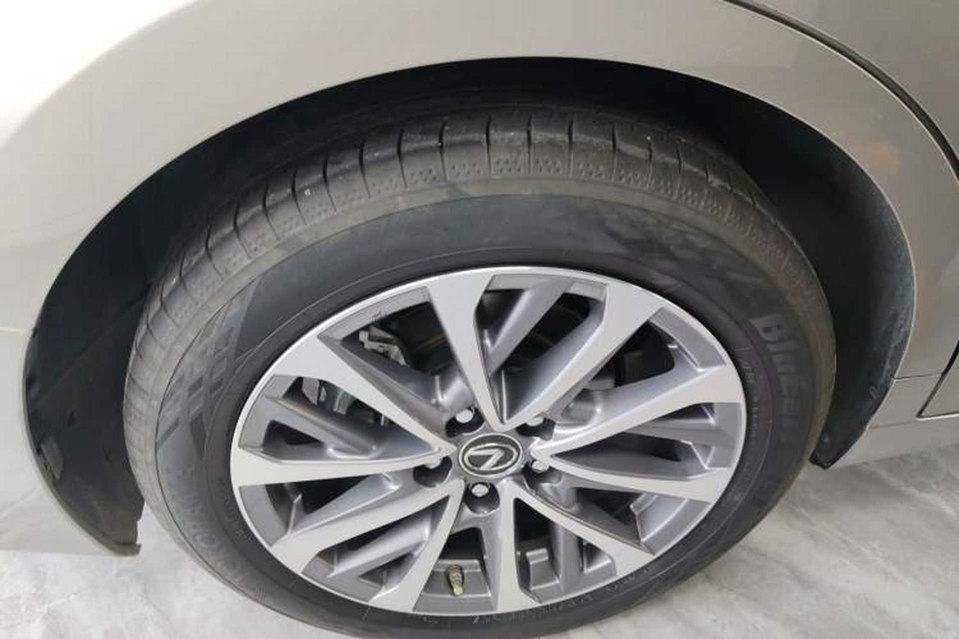 Used Lexus ES 2023 200 Excellence Edition Exterior 5