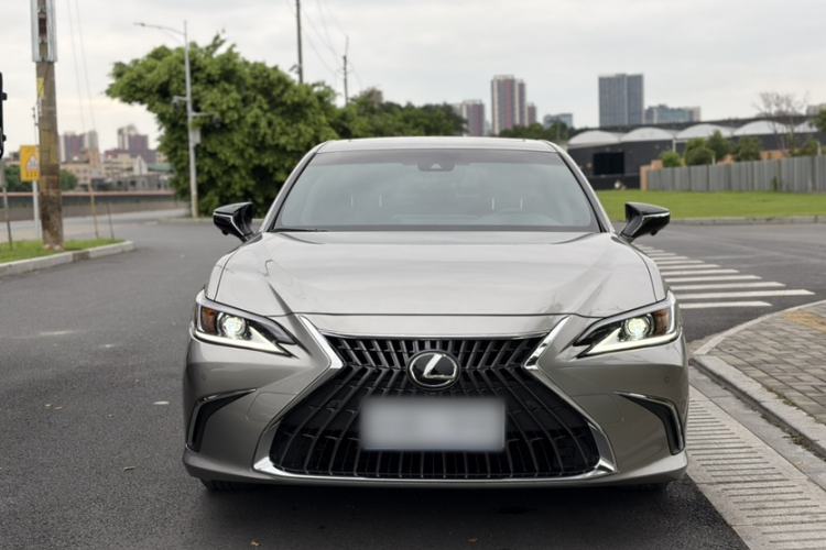 Used Lexus ES 2023 200 Excellence Edition Exterior 5