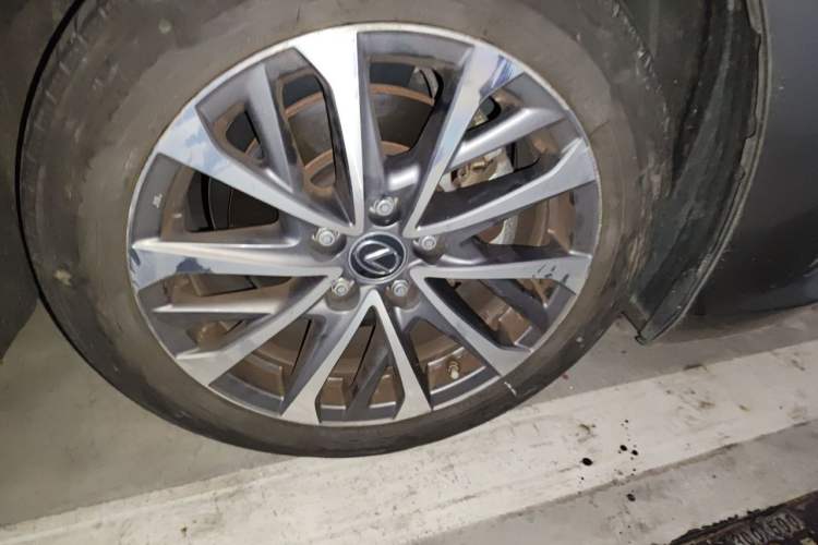Used Lexus ES 2023 200 Excellence Edition Exterior 7