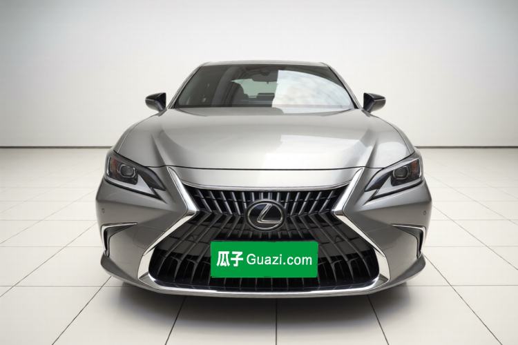Used Lexus ES 2023 200 Excellence Edition Front