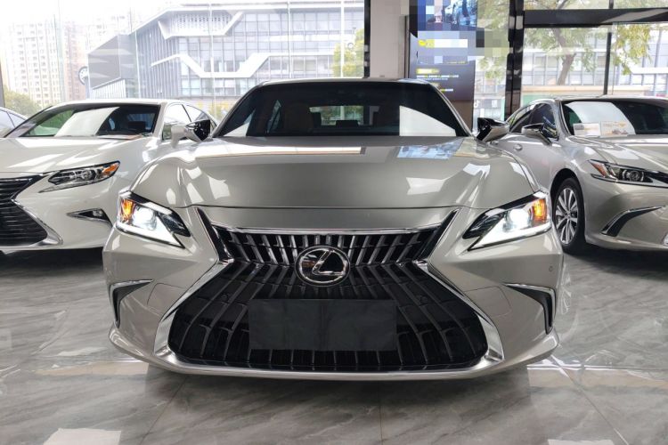 Used Lexus ES 2023 200 Excellence Edition Front
