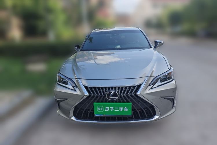 Used Lexus ES 2023 200 Excellence Edition Front