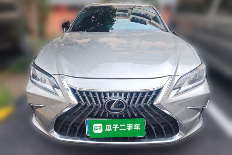 Used Lexus ES 2023 200 Excellence Edition Front